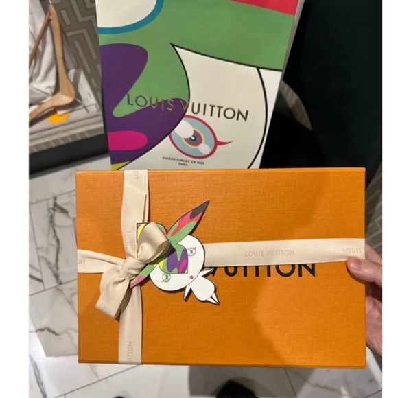 Louis Vuitton Multicolor Murakami Launch 2025 Floral Scarf Full Inclusion - Picture 2 of 2